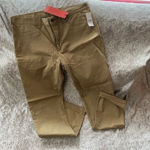 Men’s Bullhead Denim Co Chinos Size 36x32